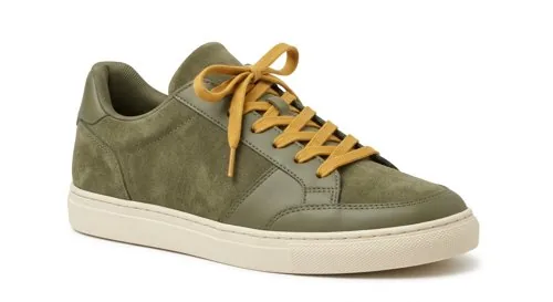 Green trainer